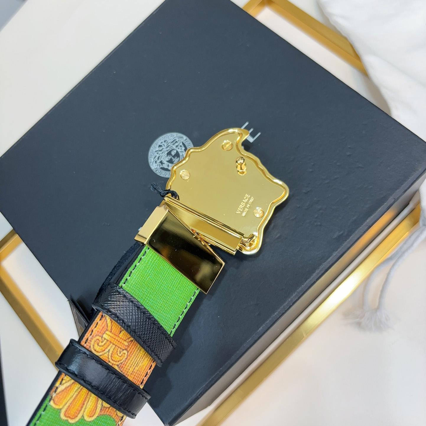 Versace Barocco Reversible Leather Belt    40mm - 