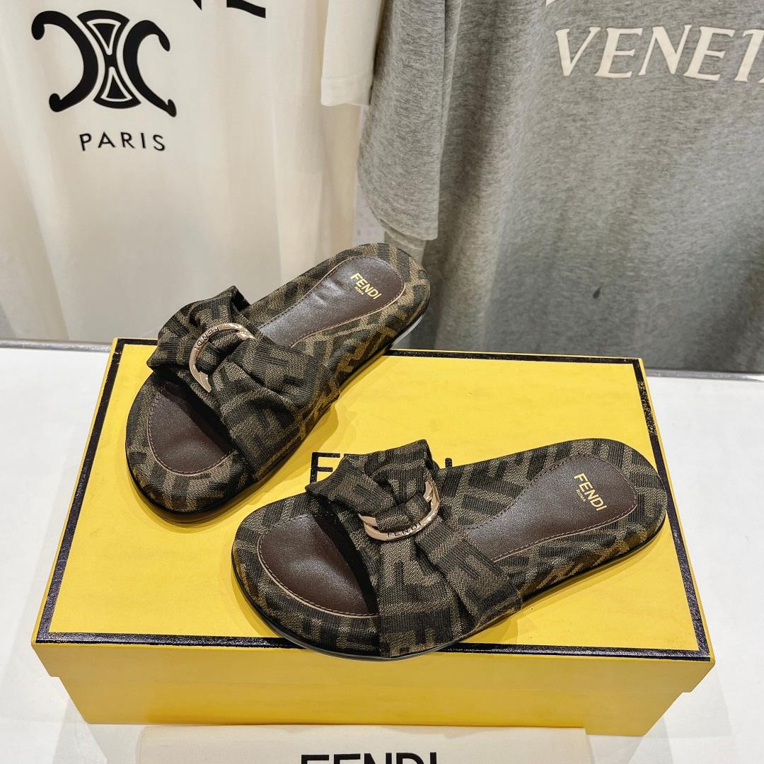Fendi Feel Brown FF Jacquard Slides - 