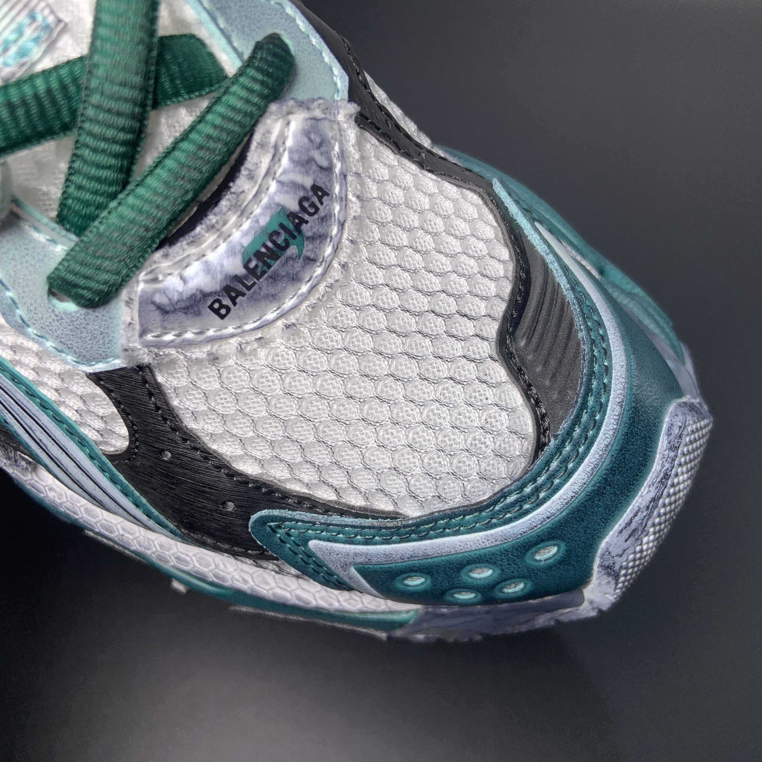 Balenciaga Runner Sneaker In White/Green And Blue - 