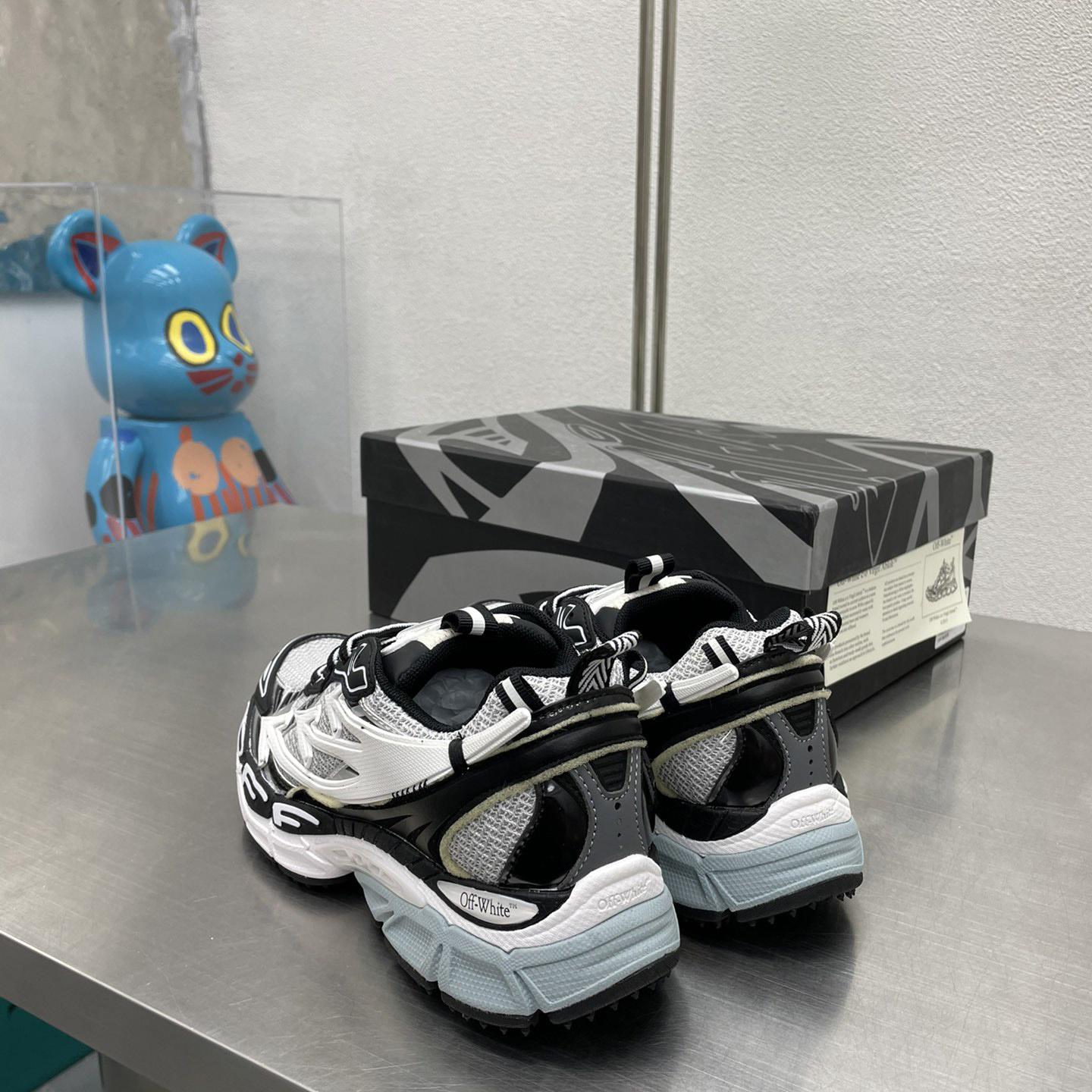 Off-White c/oVrgil Abloh™ Sneakers - 