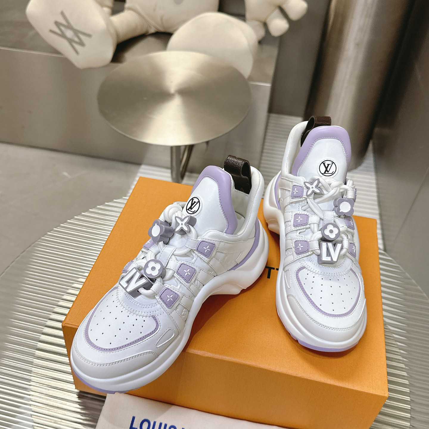 Louis Vuitton LV Archlight Sneaker    - 
