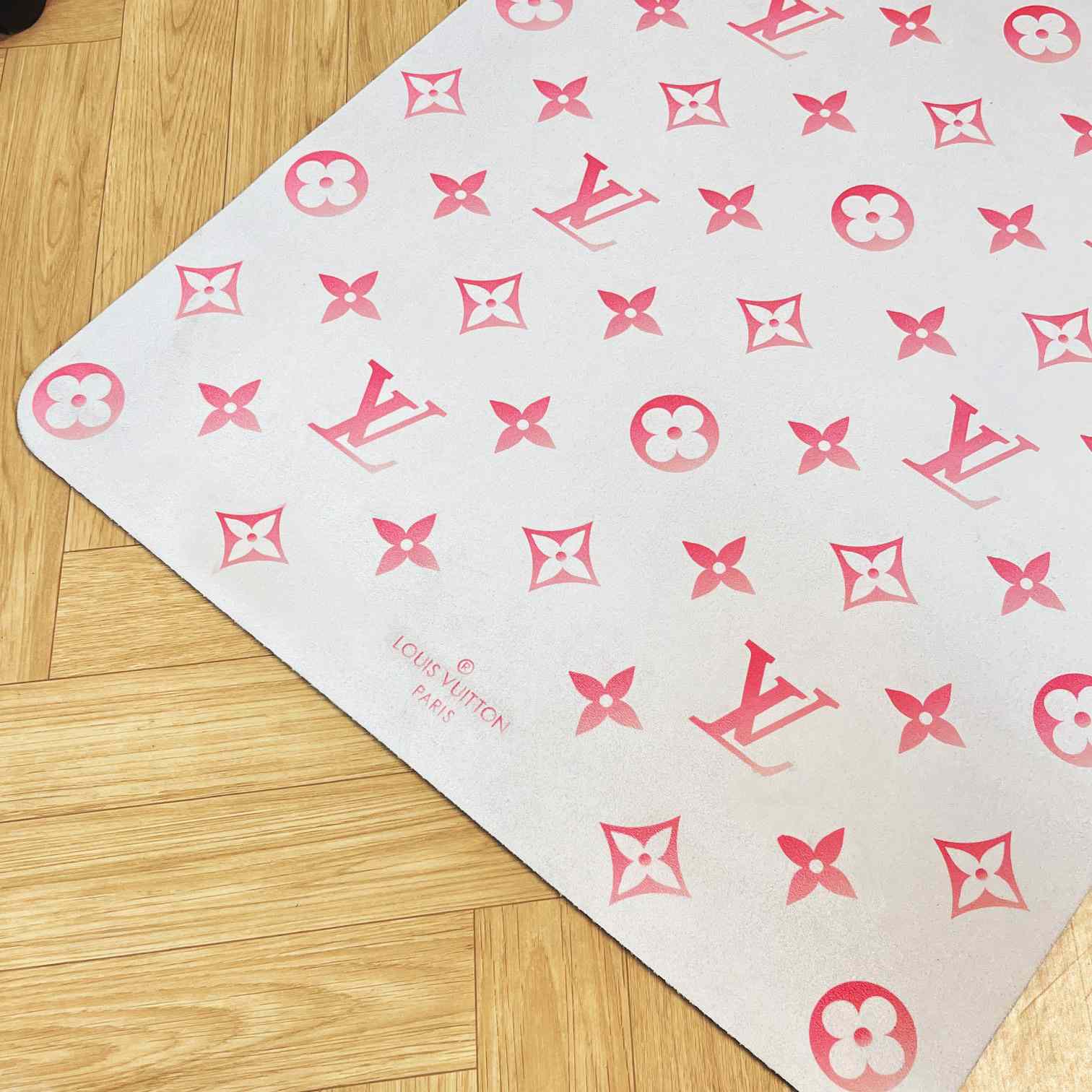 Louis Vuitton Exercise Mat  GI0920 - 