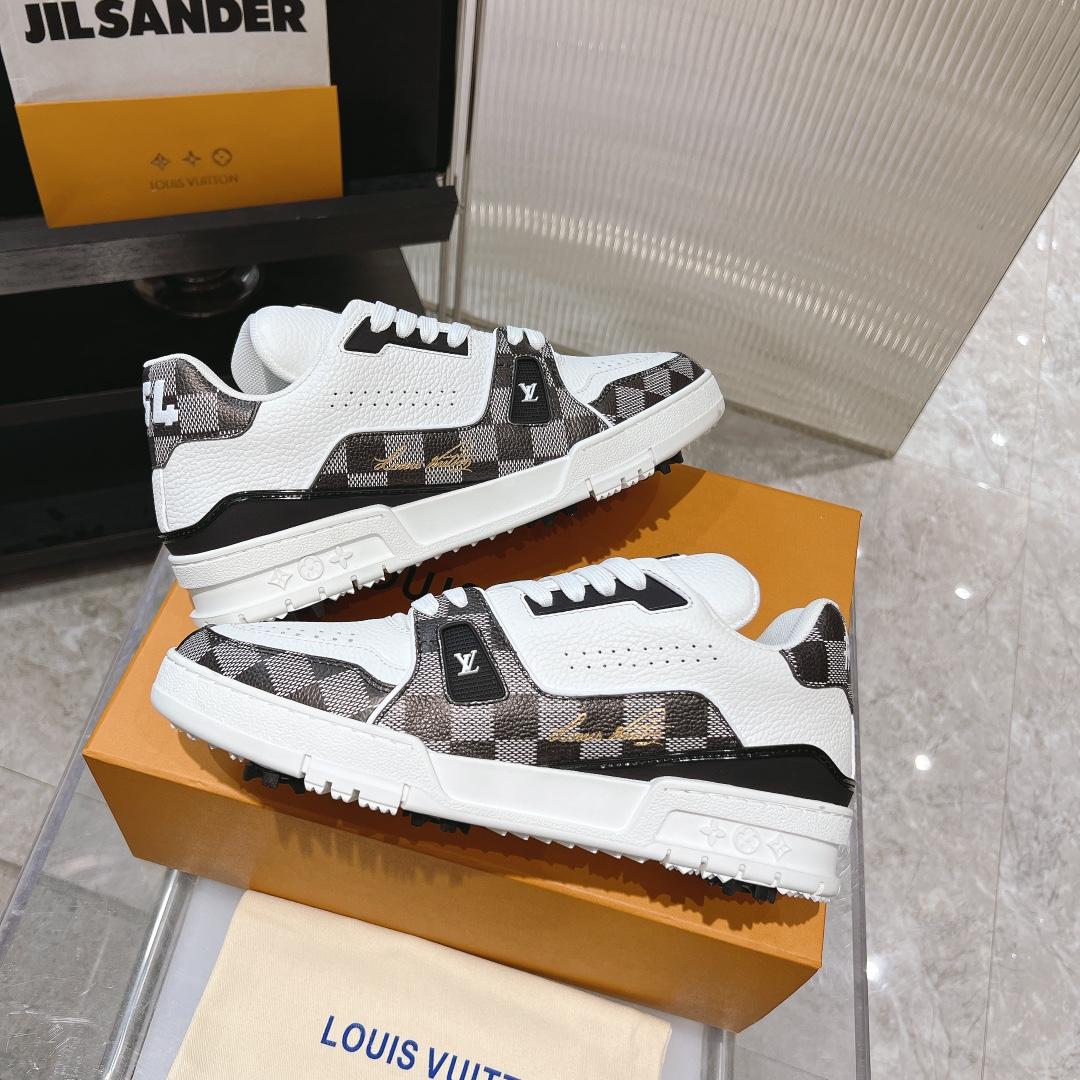 Louis Vuitton LV Trainer Sneaker    - 