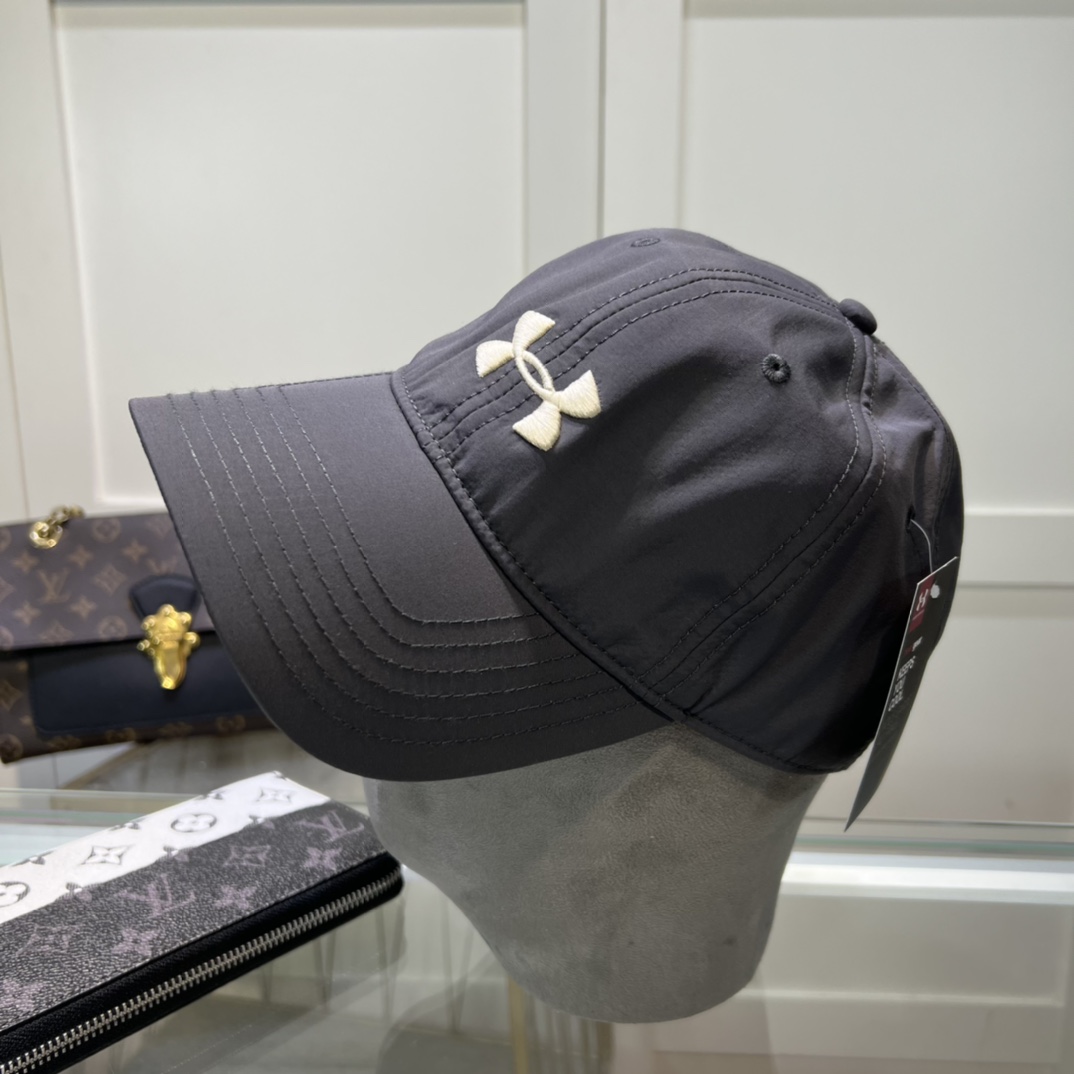 Under Armour Cap - 