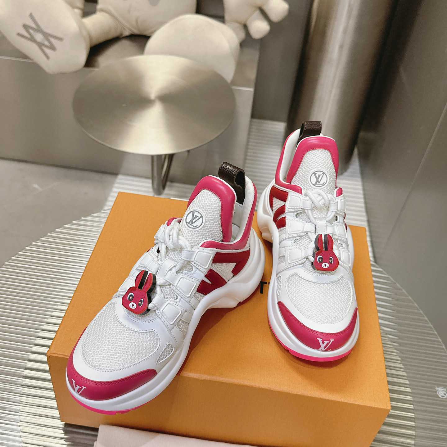 Louis Vuitton LV Archlight Sneaker    - 