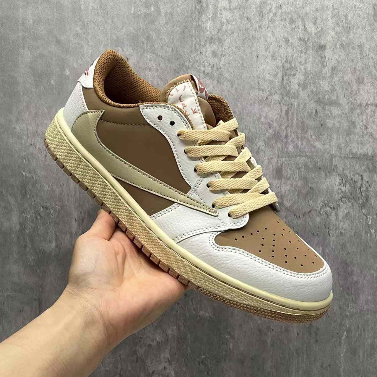 Travis Scott X Jordan 1 Low OG Sneaker   DM7866-106 - 