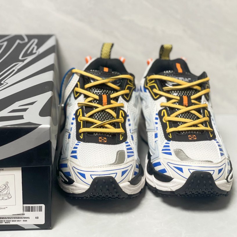 Off-White c/oVrgil Abloh™ Sneakers - 