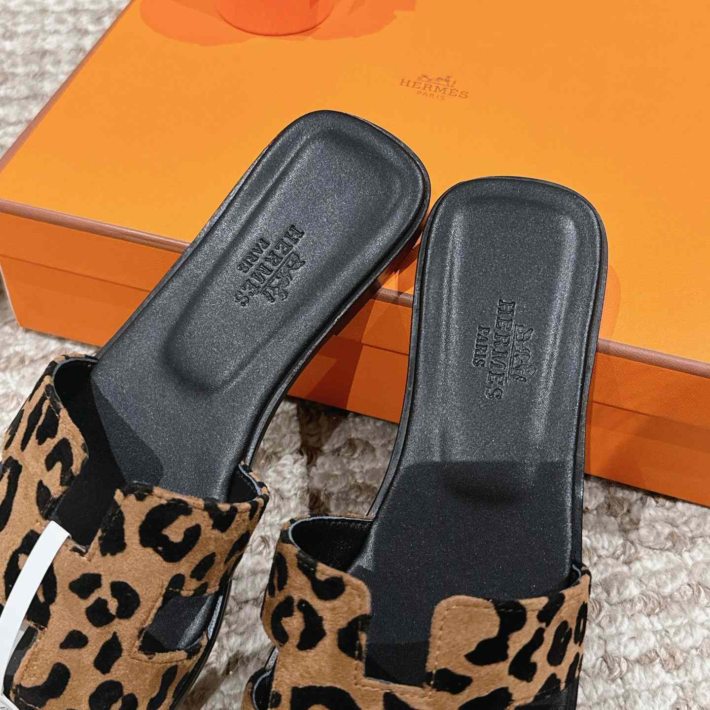Hermes Oran Sandal - 