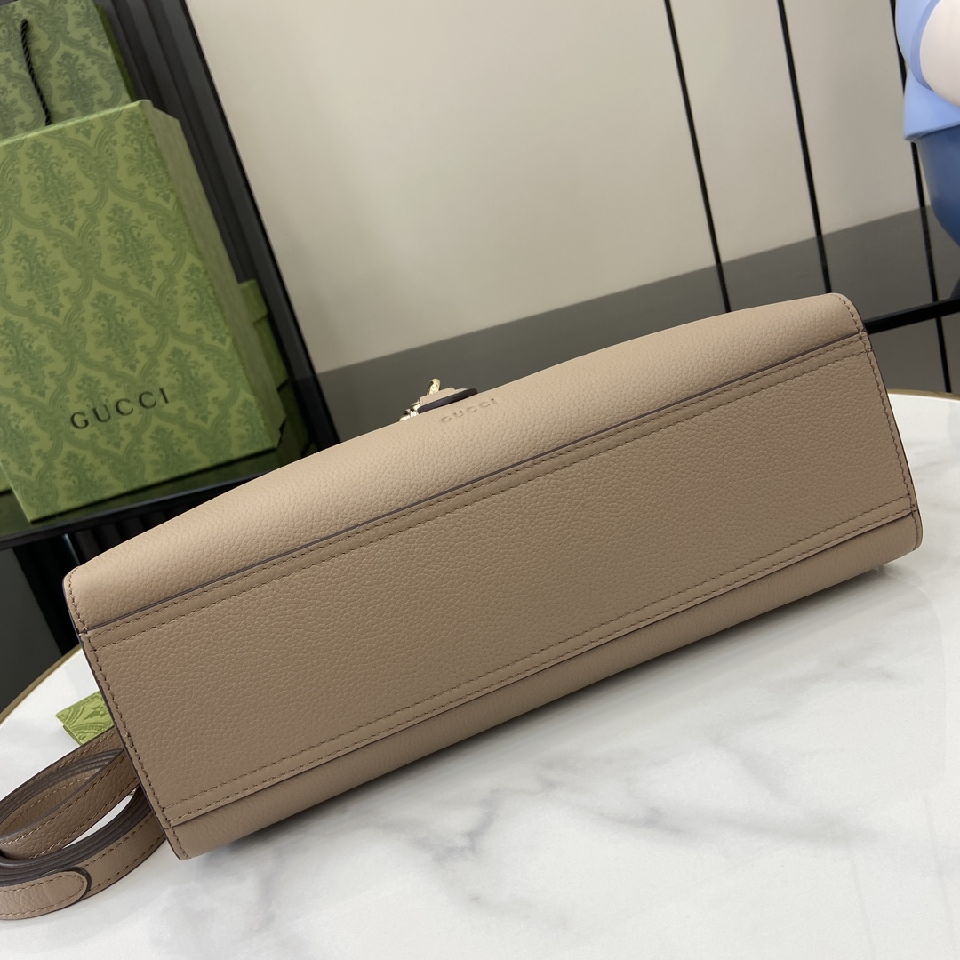 Gucci Medium Tote Bag With Hook Closure - 