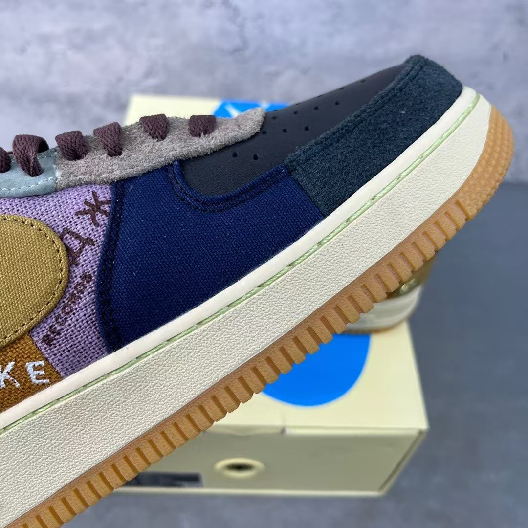 Travis Scott x Nike Air Force 1 Low AF1 Sneaker    CN2405-900  - 