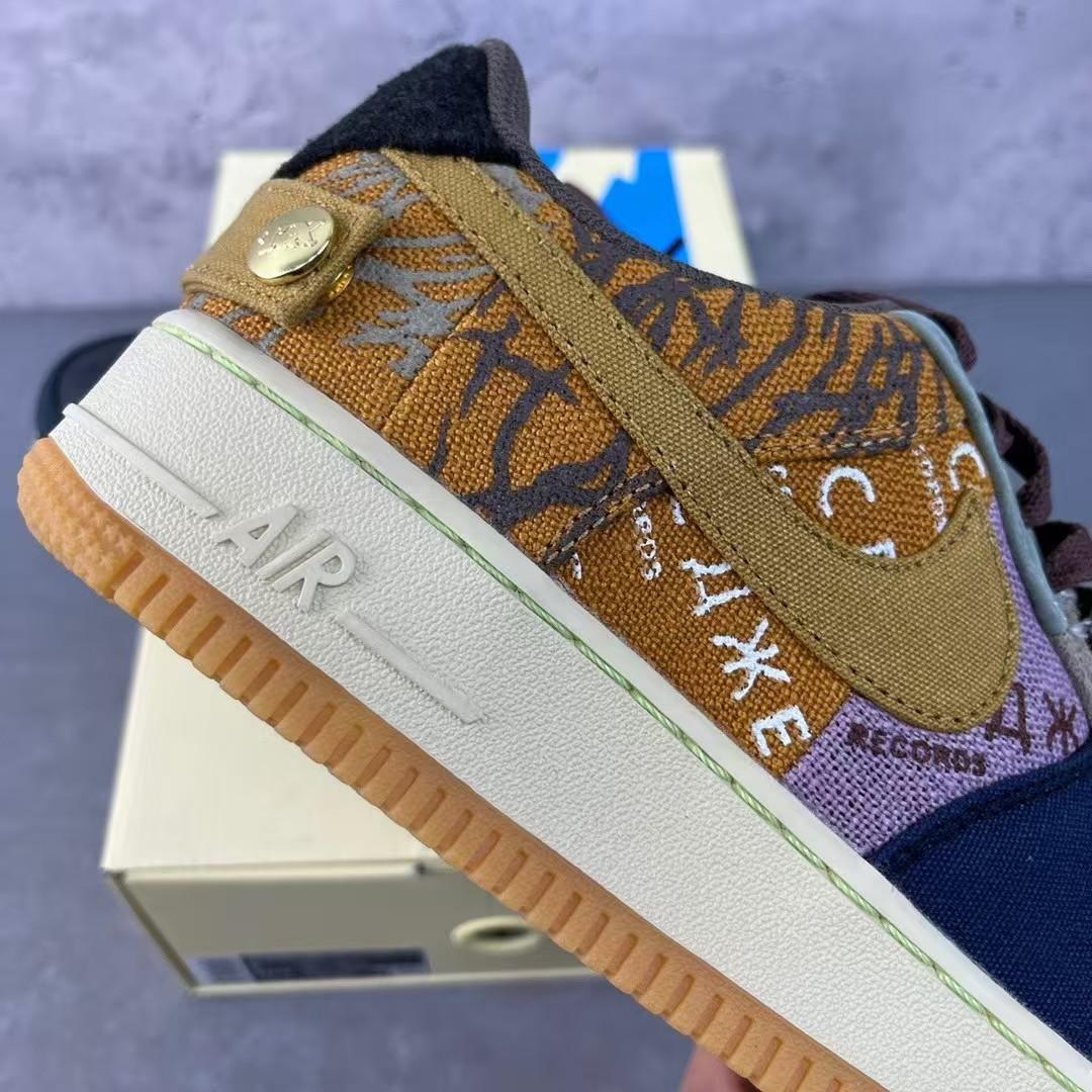 Travis Scott x Nike Air Force 1 Low AF1 Sneaker    CN2405-900  - 