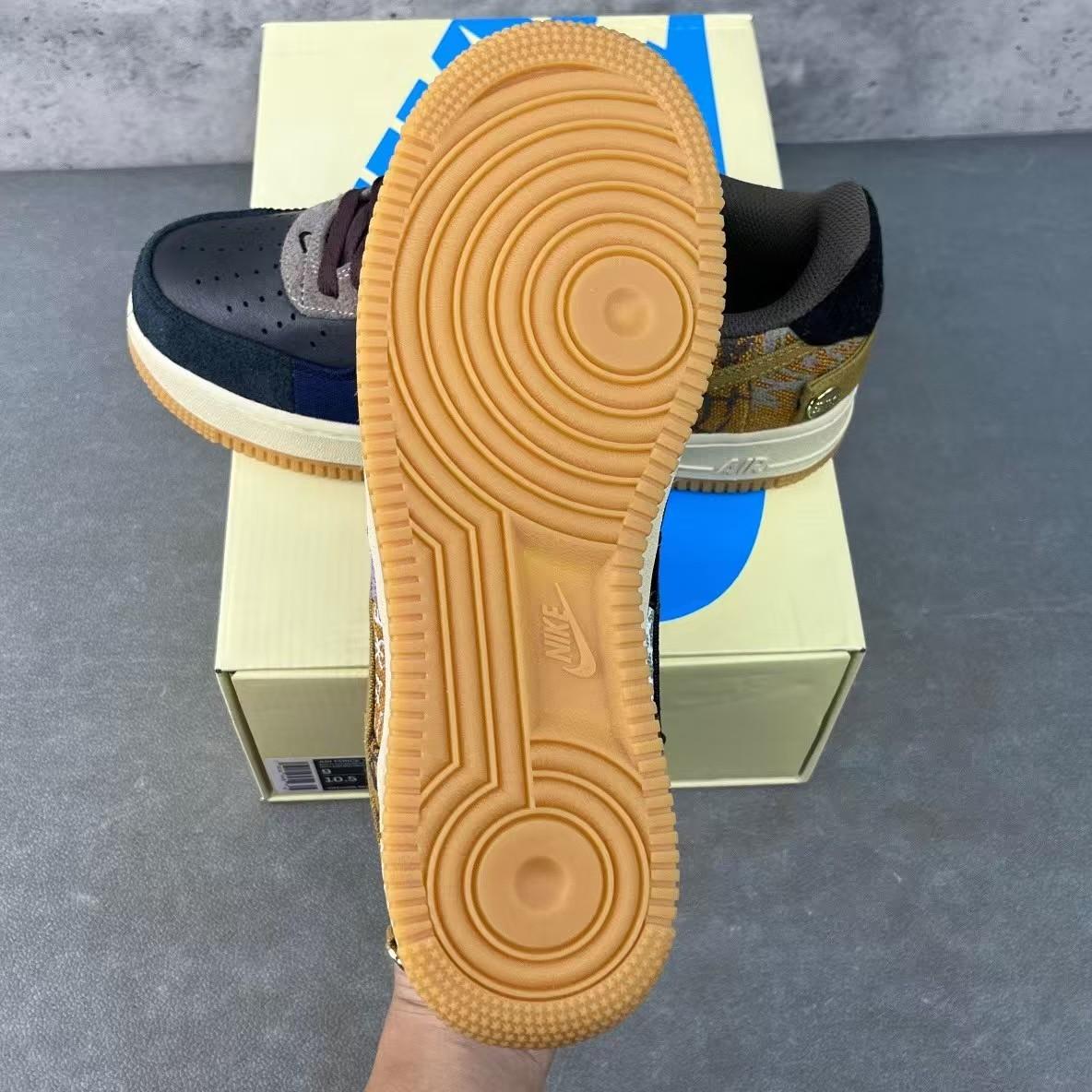 Travis Scott x Nike Air Force 1 Low AF1 Sneaker    CN2405-900  - 