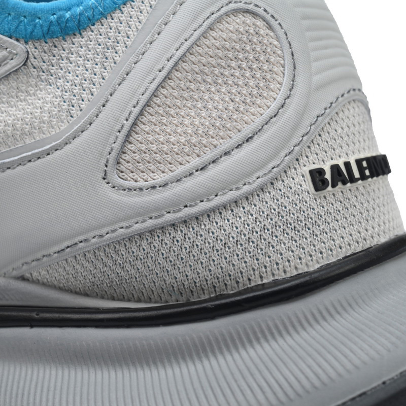 Balenciaga Circuit Sneaker  - 