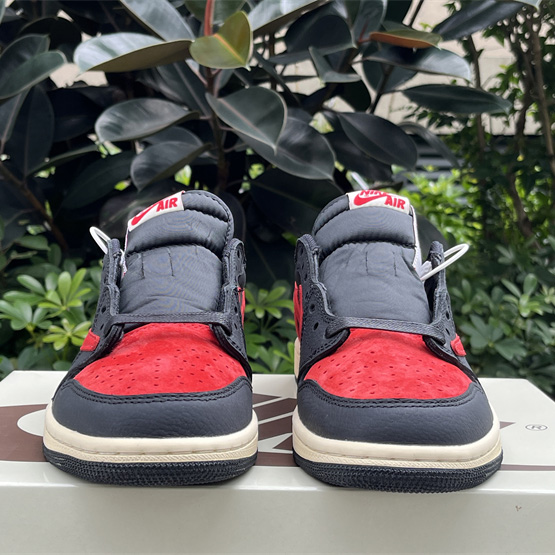 Travis Scott x Jordan Air Jordan 1 Low OG Sneaker    DM7866-061  - 