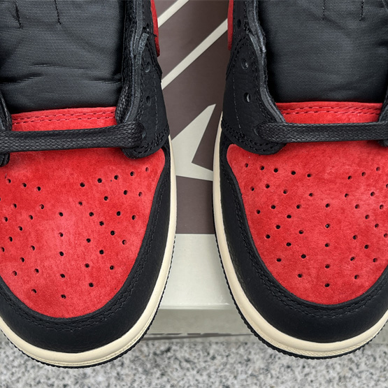 Travis Scott x Jordan Air Jordan 1 Low OG Sneaker    DM7866-061  - 