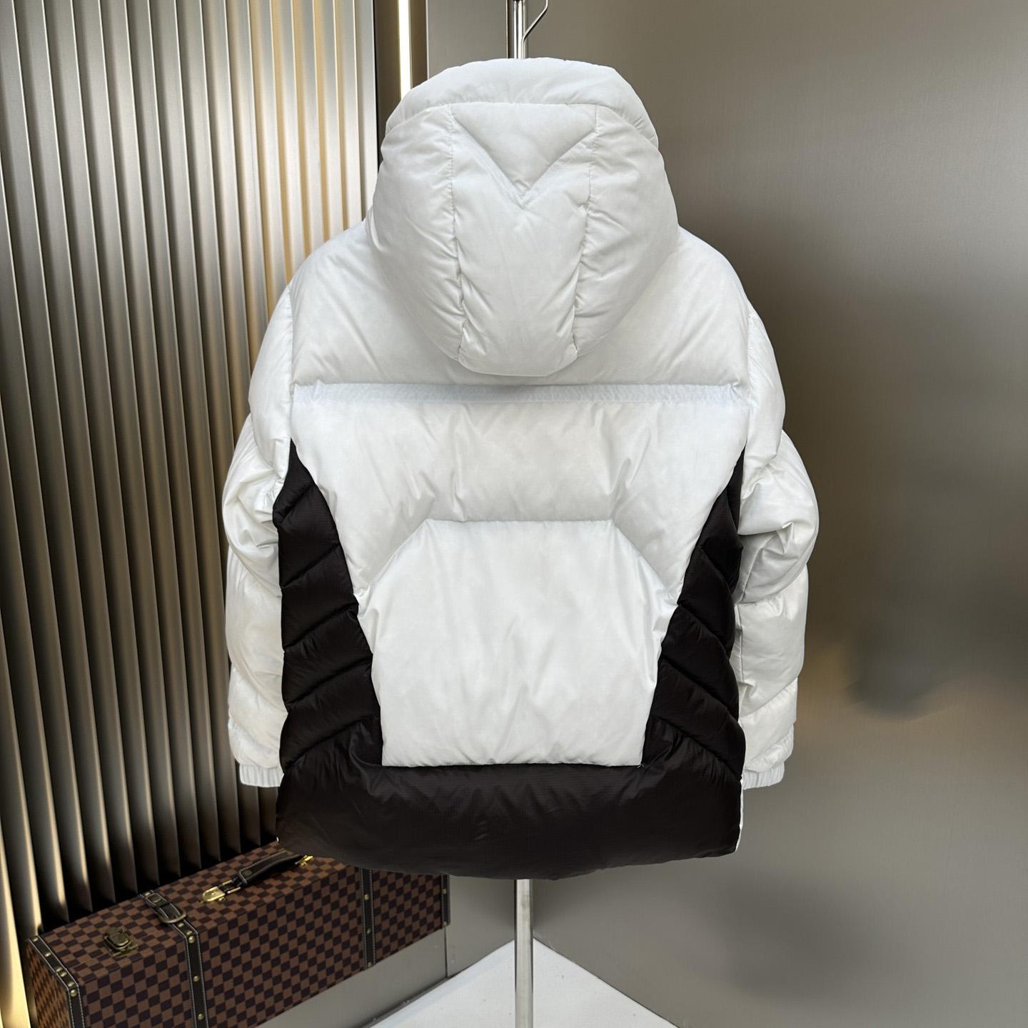 Moncler Jarama Hooded Puffer Jacket - DesignerGu