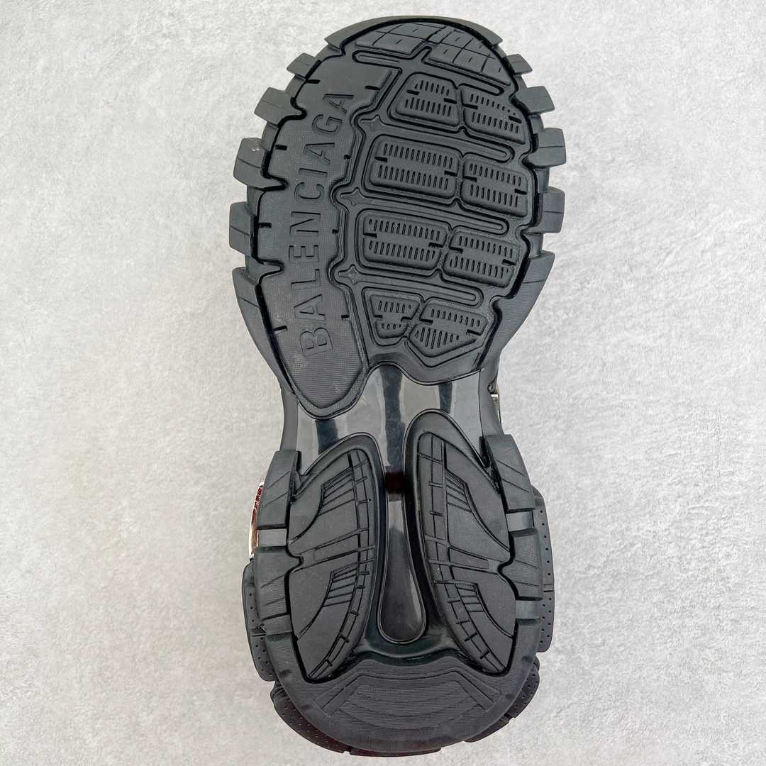 Balenciaga Track 2.0 Sneakers - 