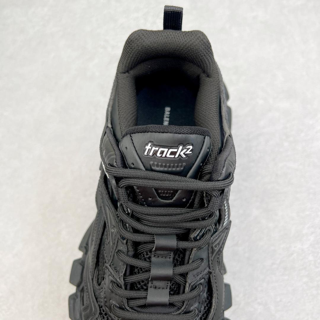 Balenciaga Track 2.0 Sneakers - 