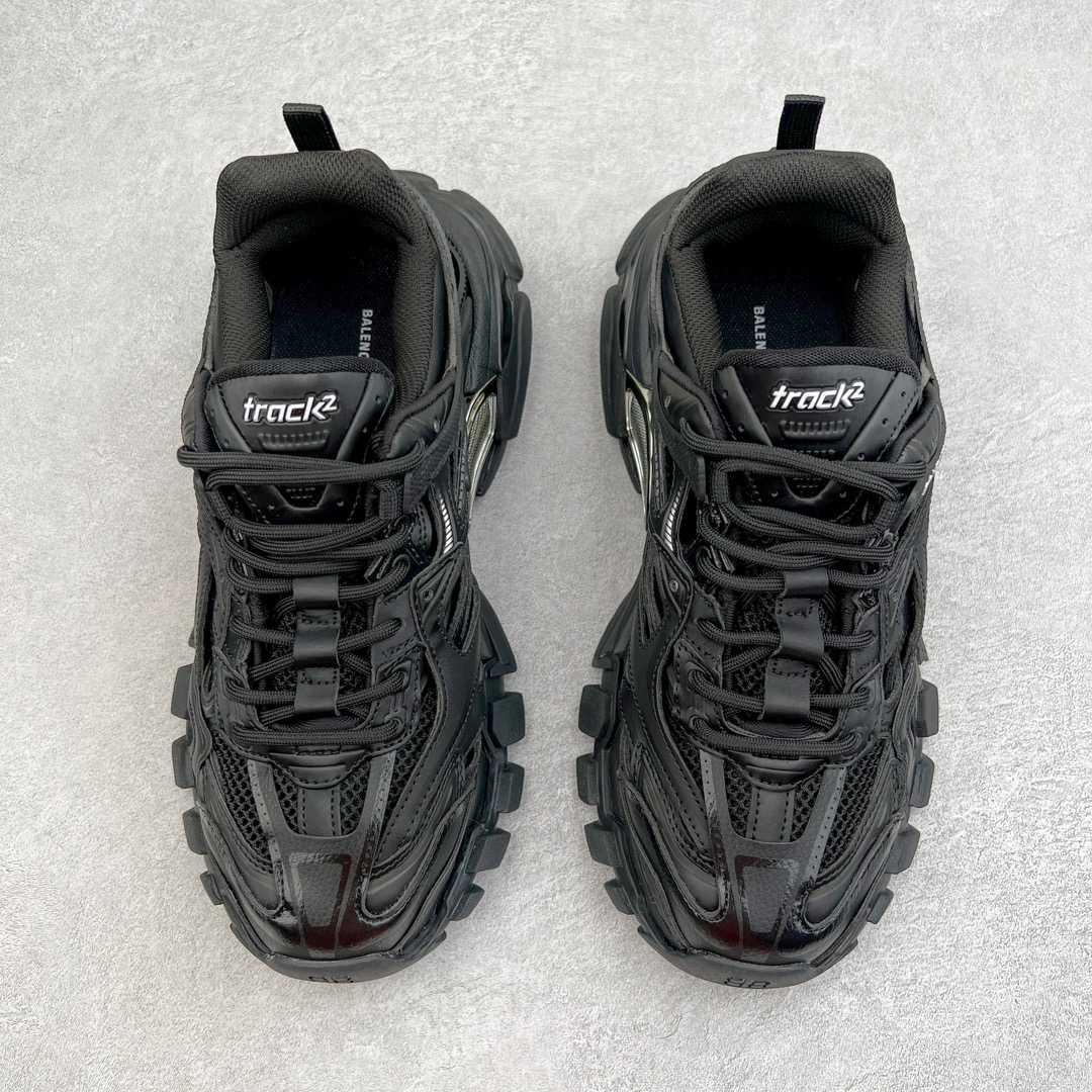 Balenciaga Track 2.0 Sneakers - 