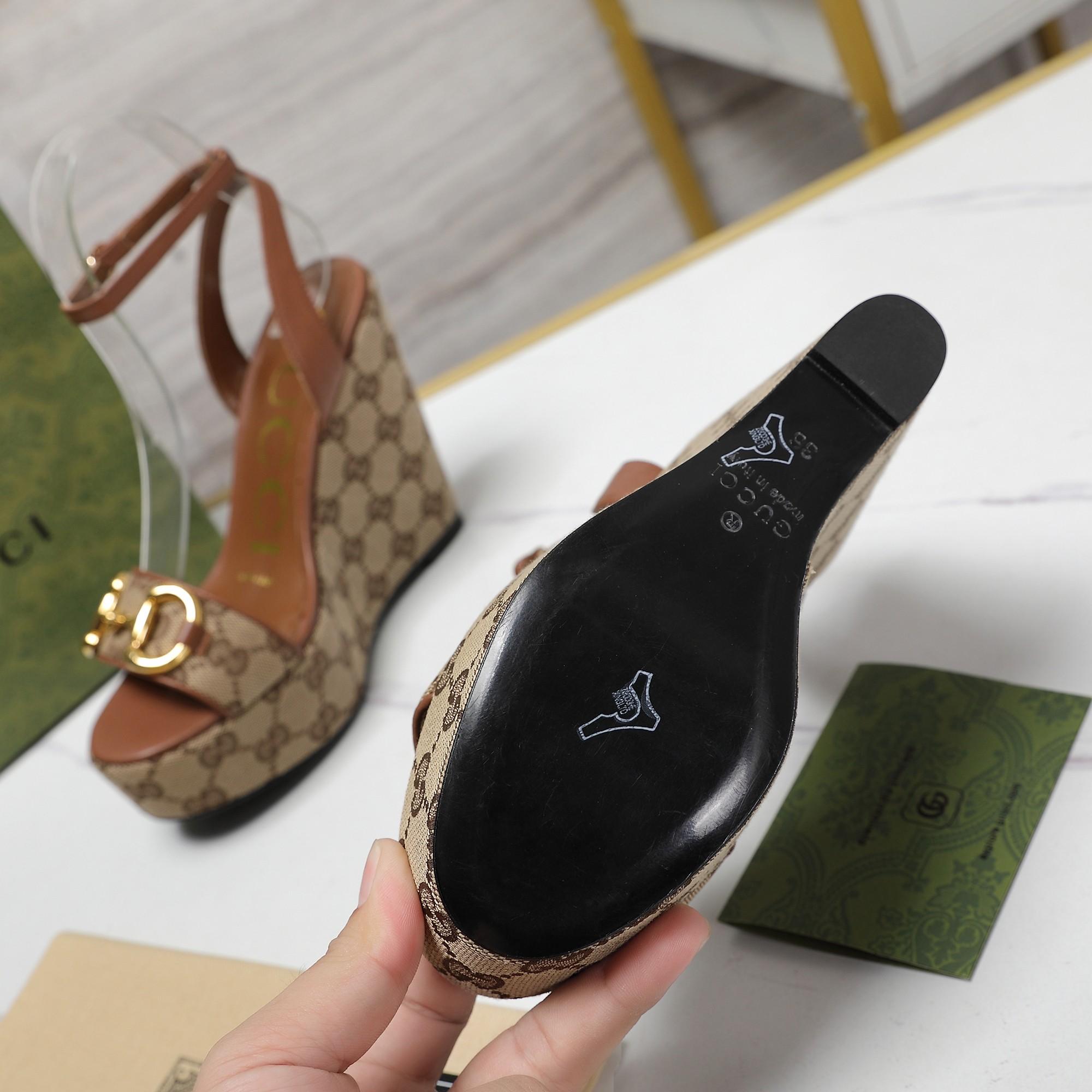 Gucci Women's Horsebit Platform Sandal  - 