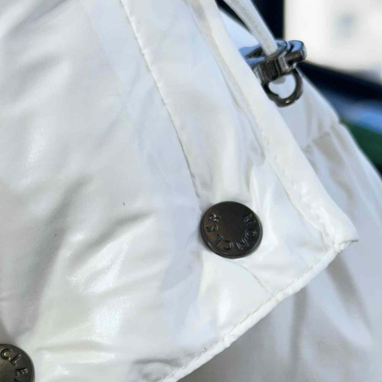 Moncler Maire Hooded Short Down Jacket - 
