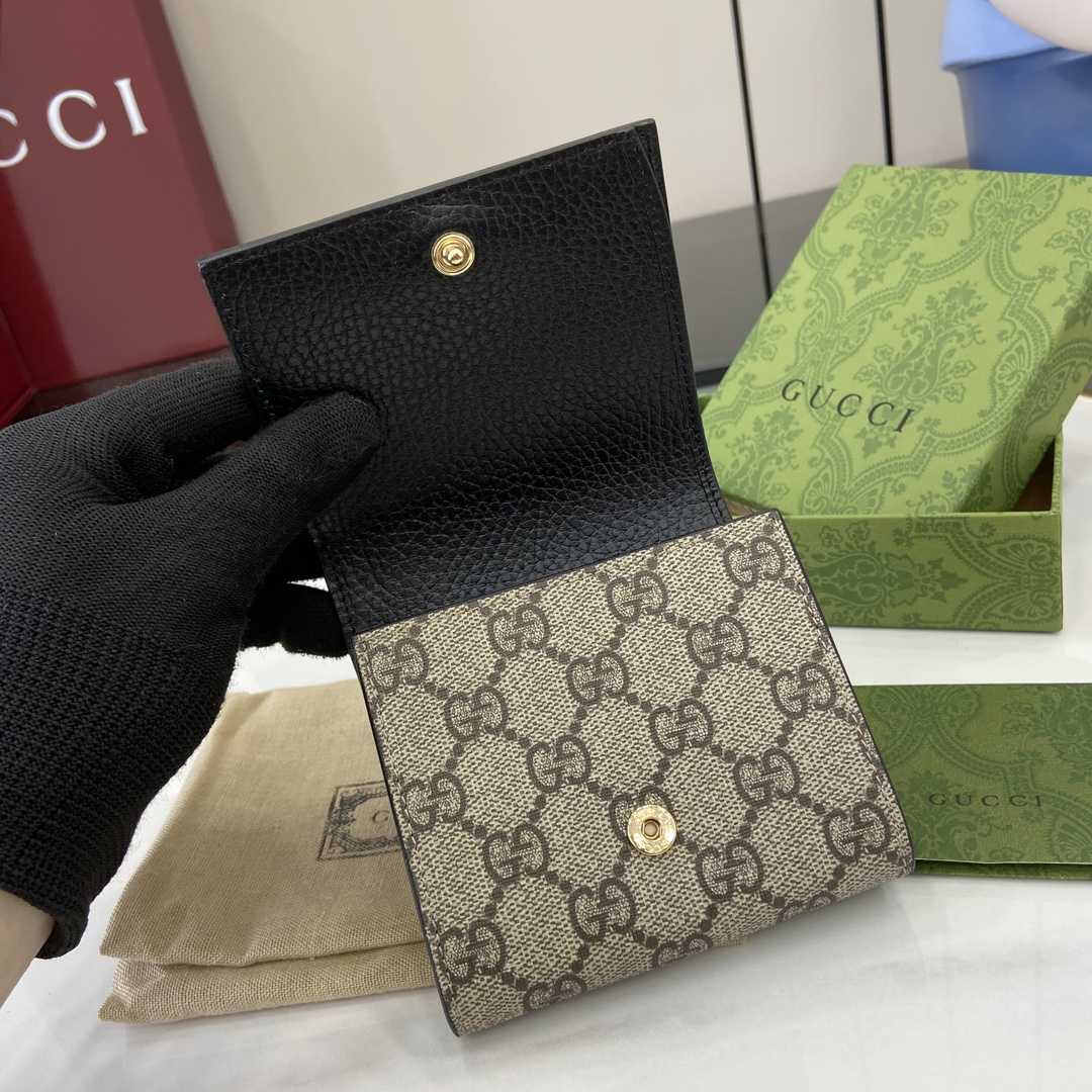 Gucci GG Marmont Bi-color Medium Wallet - DesignerGu
