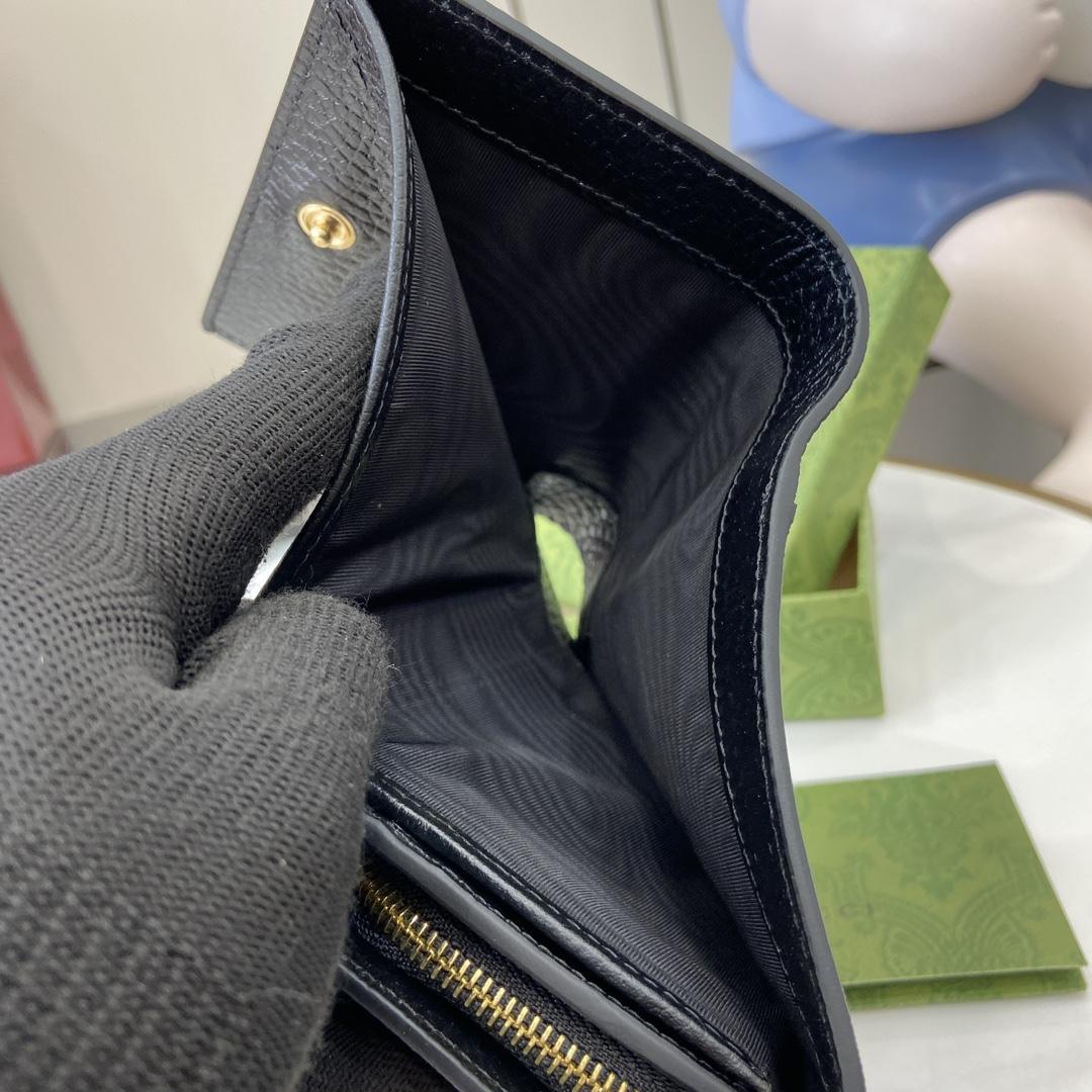 Gucci GG Marmont Bi-color Medium Wallet - DesignerGu