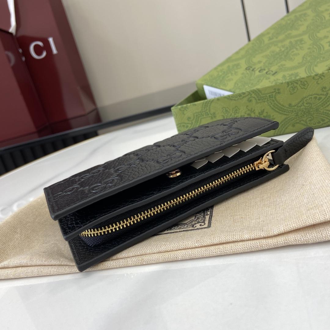 Gucci GG Emblem Zip Key Case - 