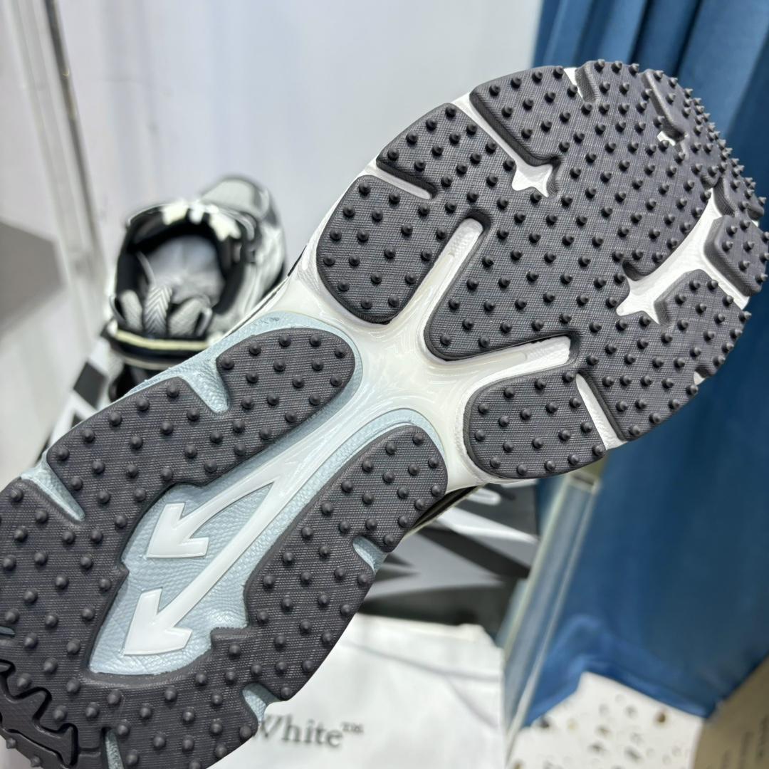Off-White  Be Right Back Sneakers - 