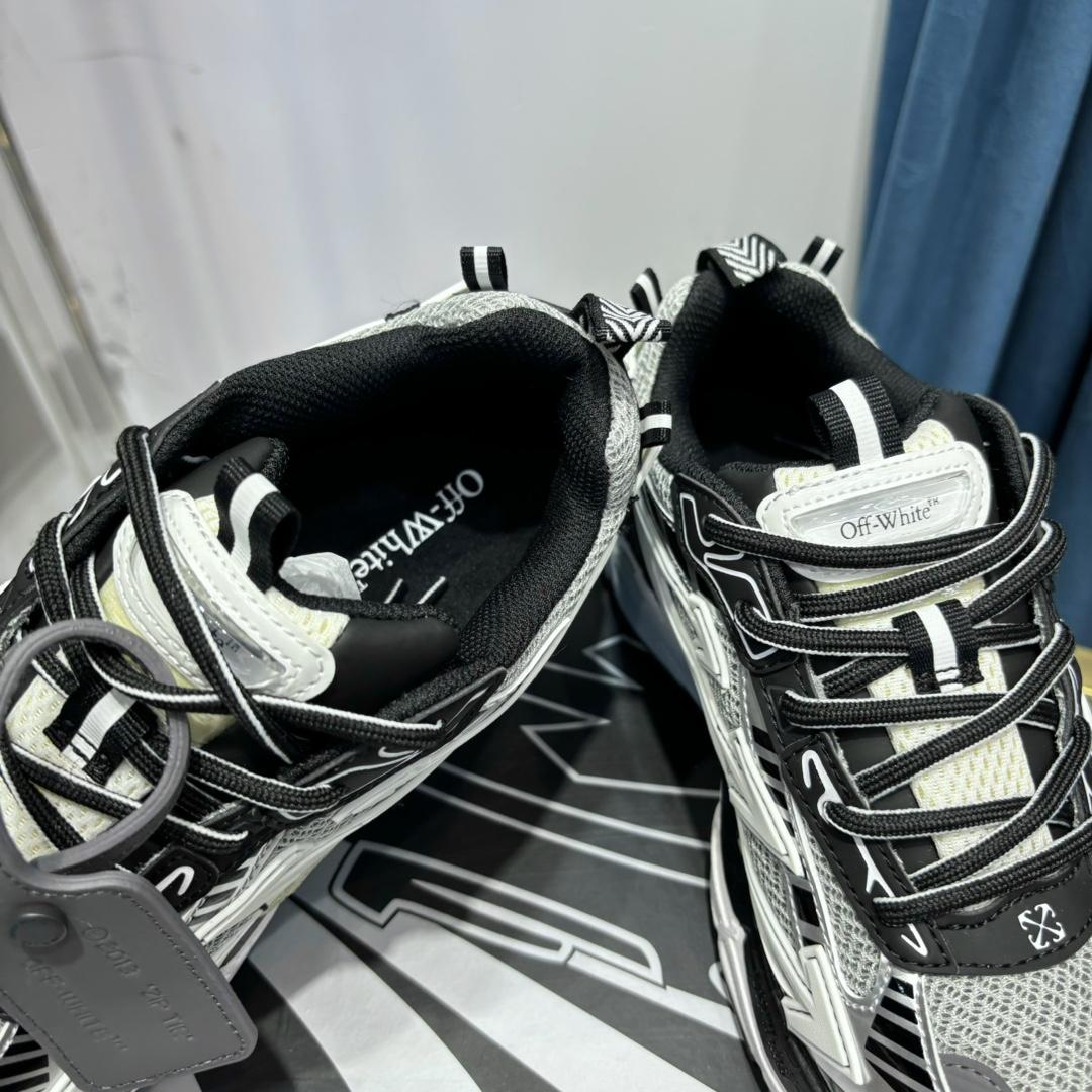 Off-White  Be Right Back Sneakers - 
