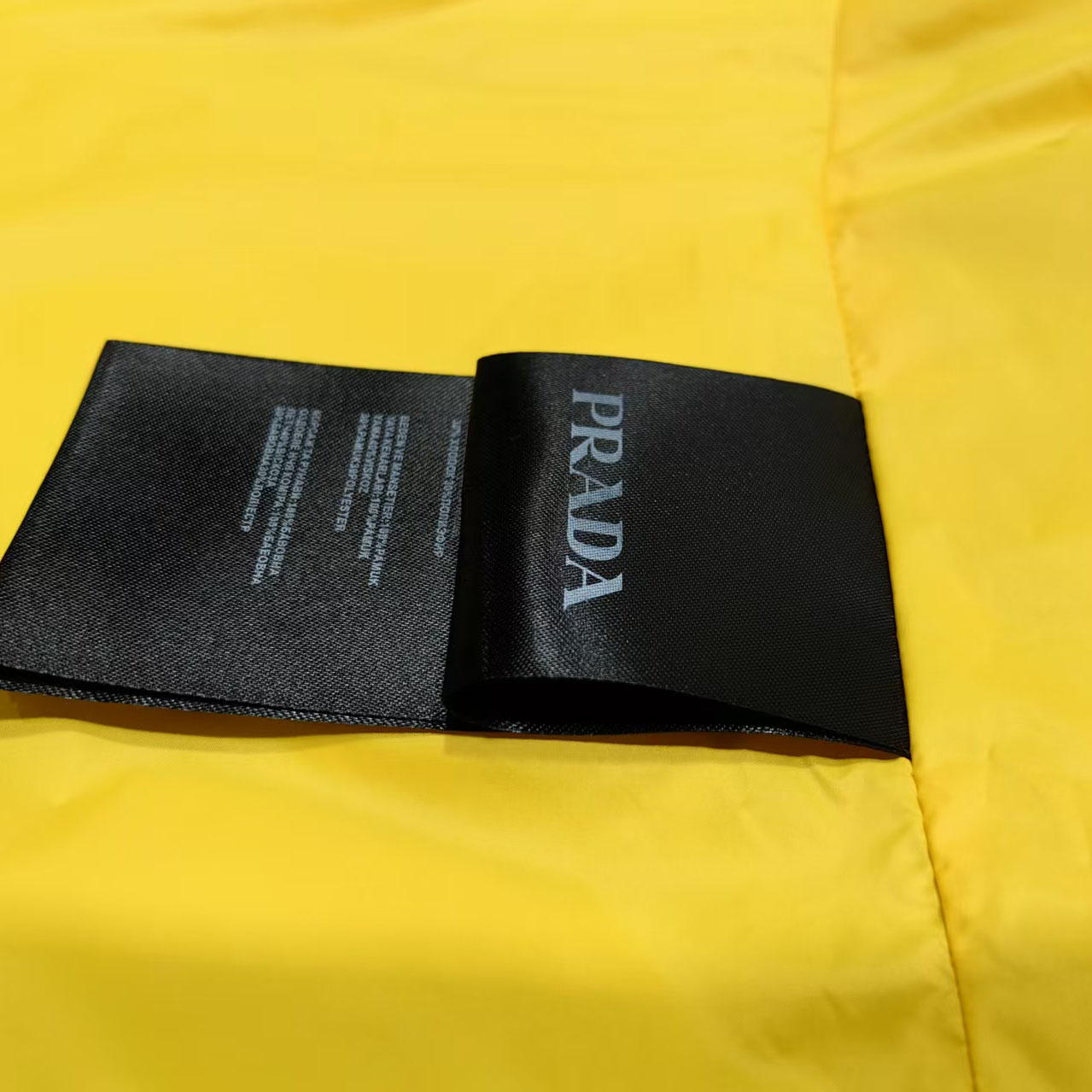 Prada Cropped Re-Nylon Down Jacket - 