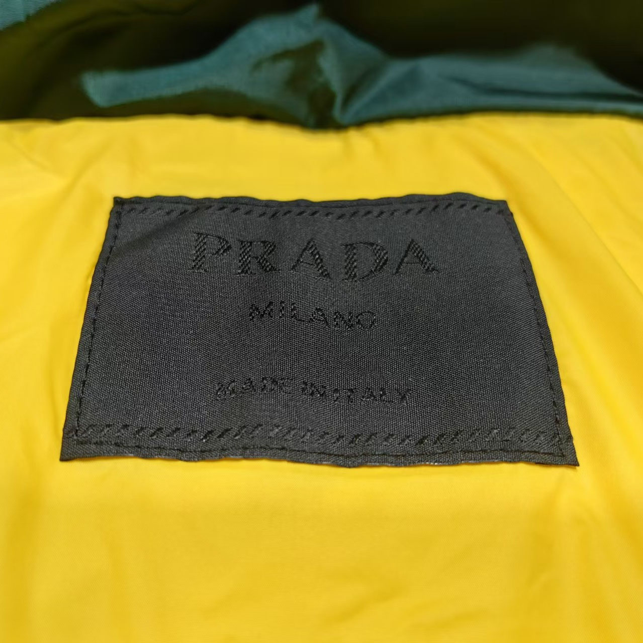Prada Cropped Re-Nylon Down Jacket - 