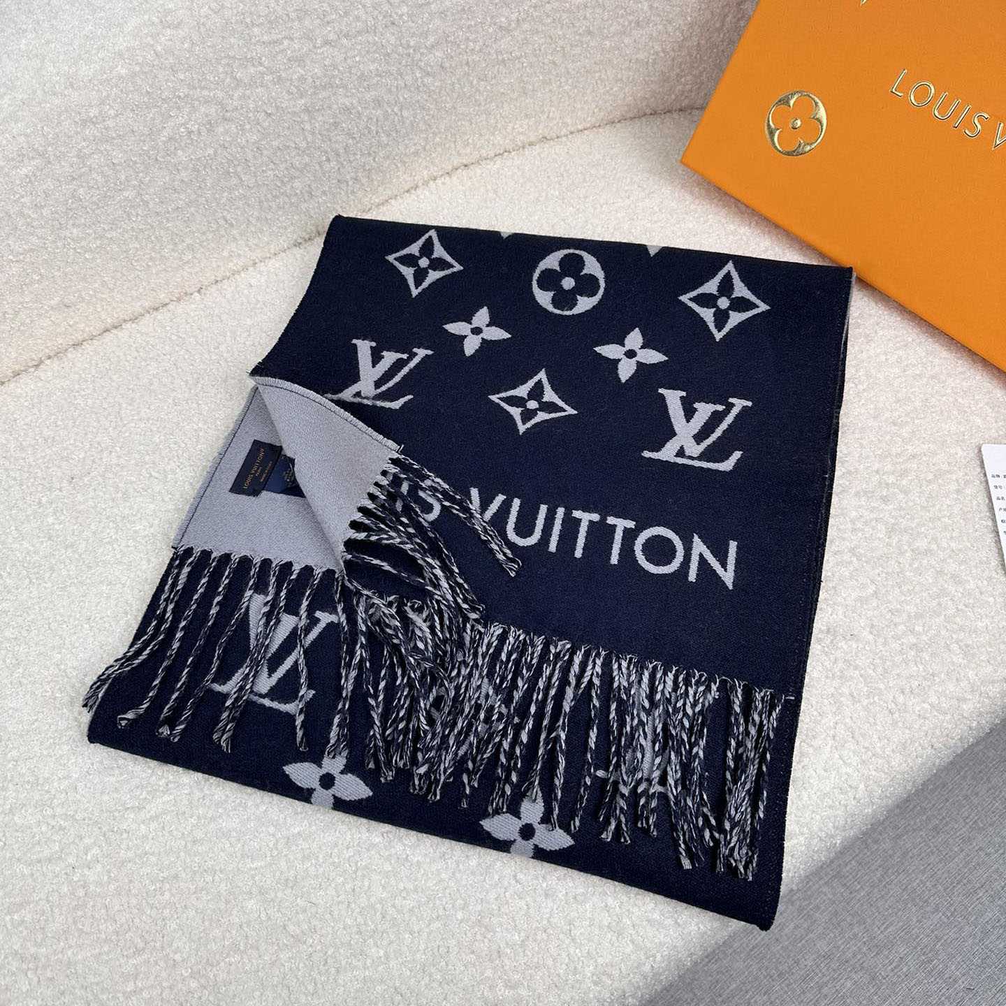 Louis Vuitton All About Monogram Scarf  M79130 - 
