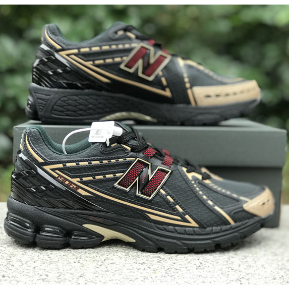 KITHx New Balance NB 1906R Sneakers      M1906RKS  - 