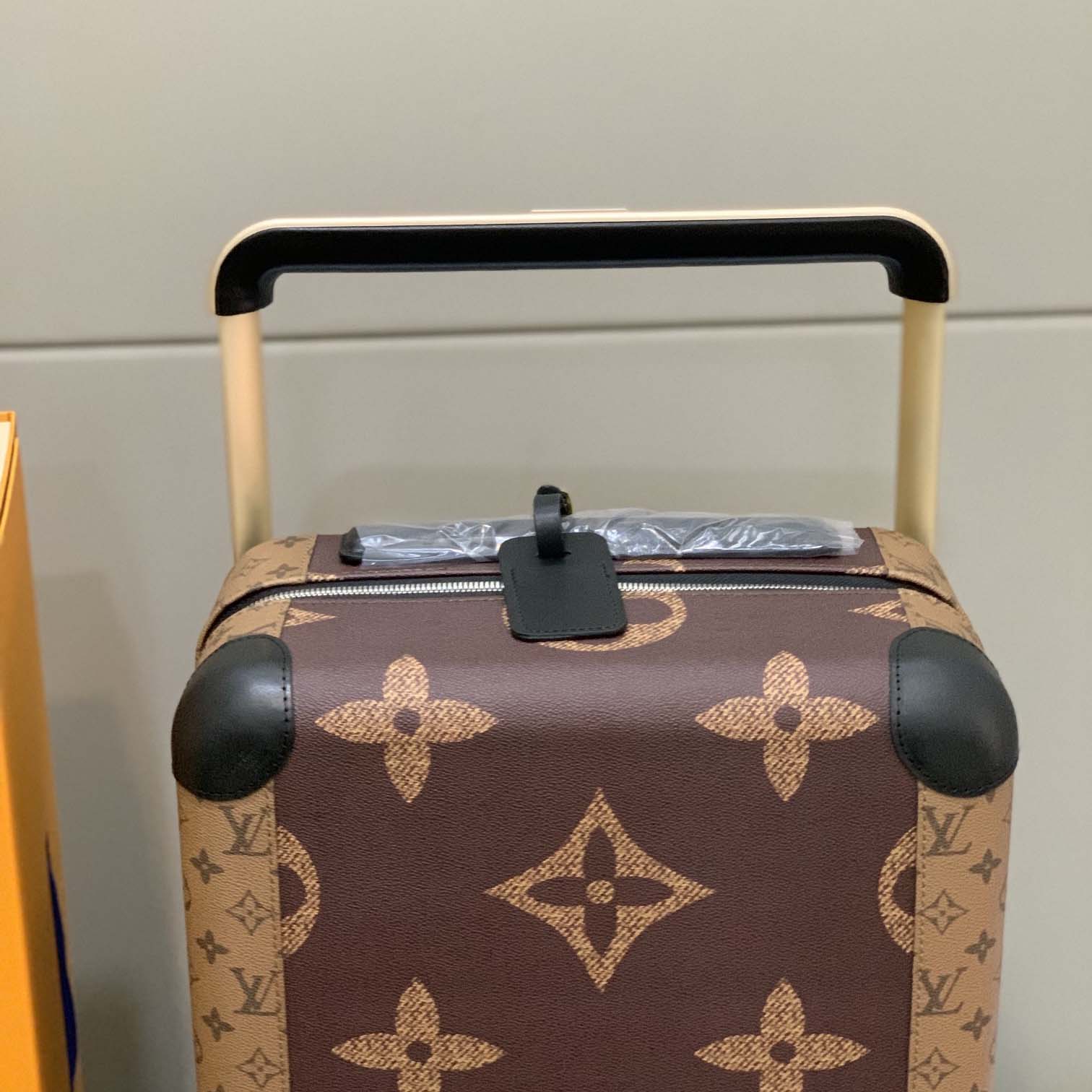 Louis Vuitton Horizon （38 x 55x 21 cm ） - 