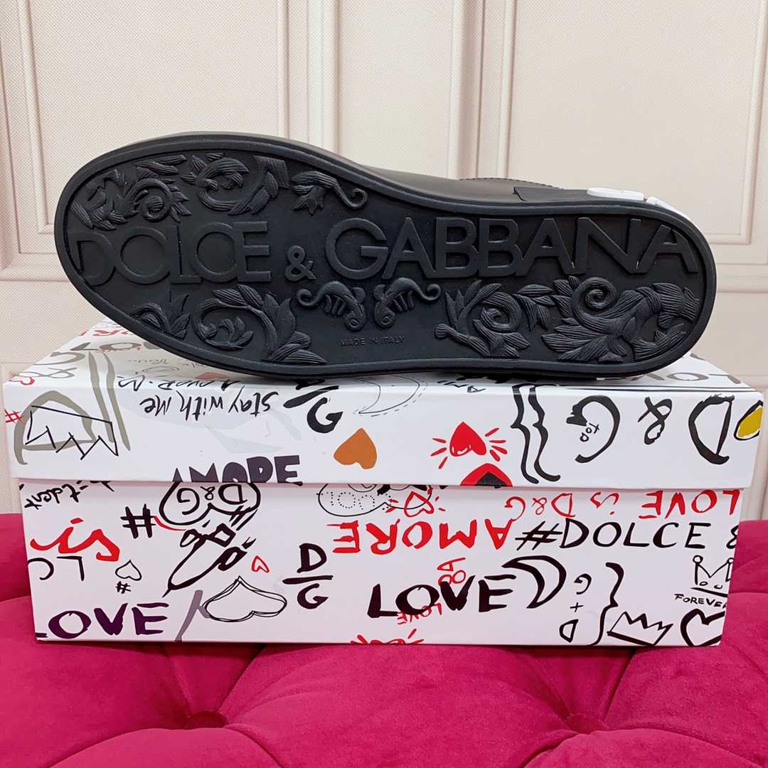 Dolce & Gabbana Logo Printed Portofino Sneakers - 
