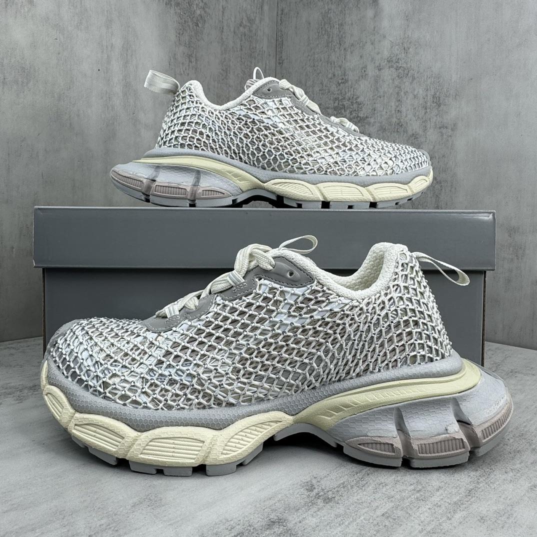 Balenciaga 3XL Fishnet Sneaker In Eggshell And Crystal Mesh - 