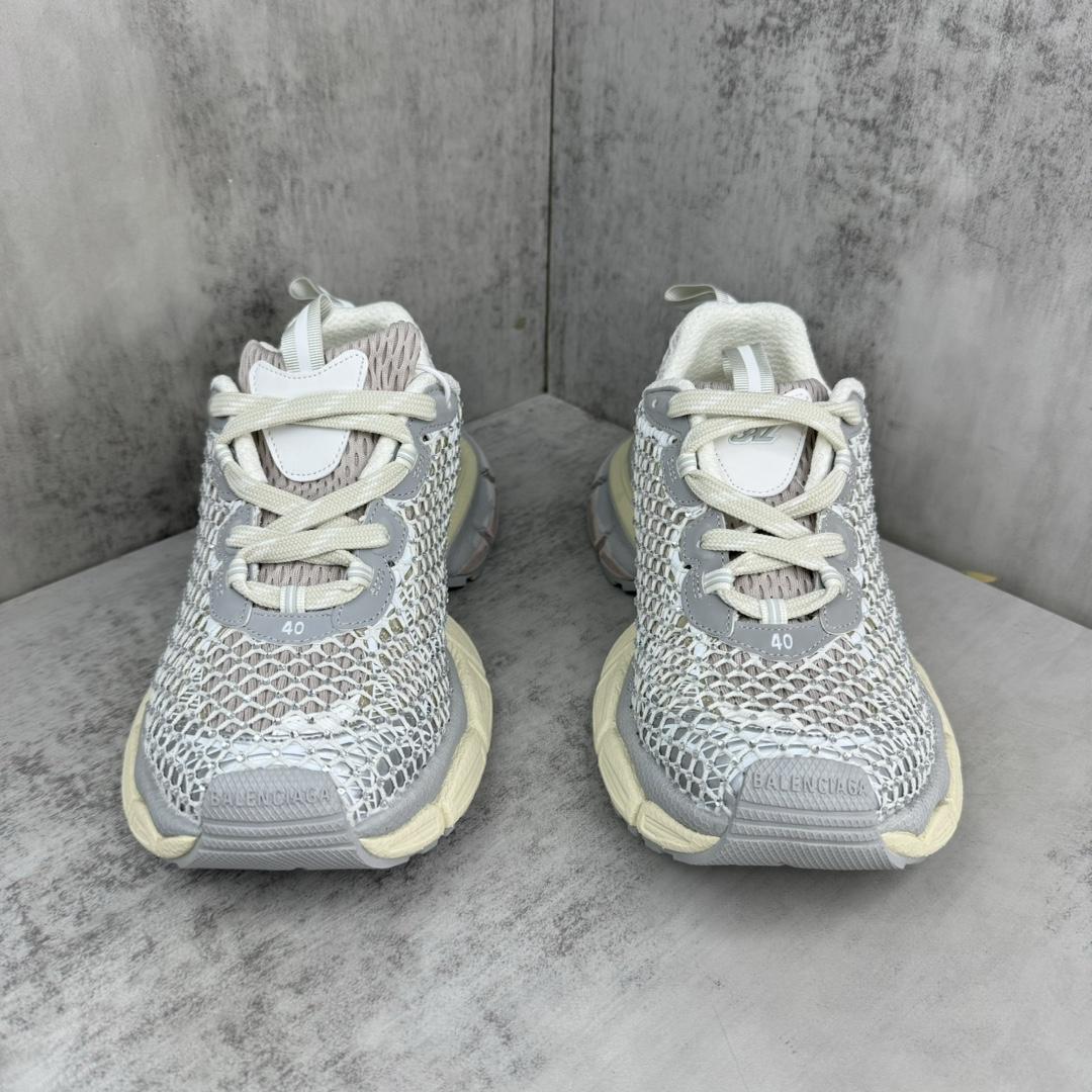 Balenciaga 3XL Fishnet Sneaker In Eggshell And Crystal Mesh - 