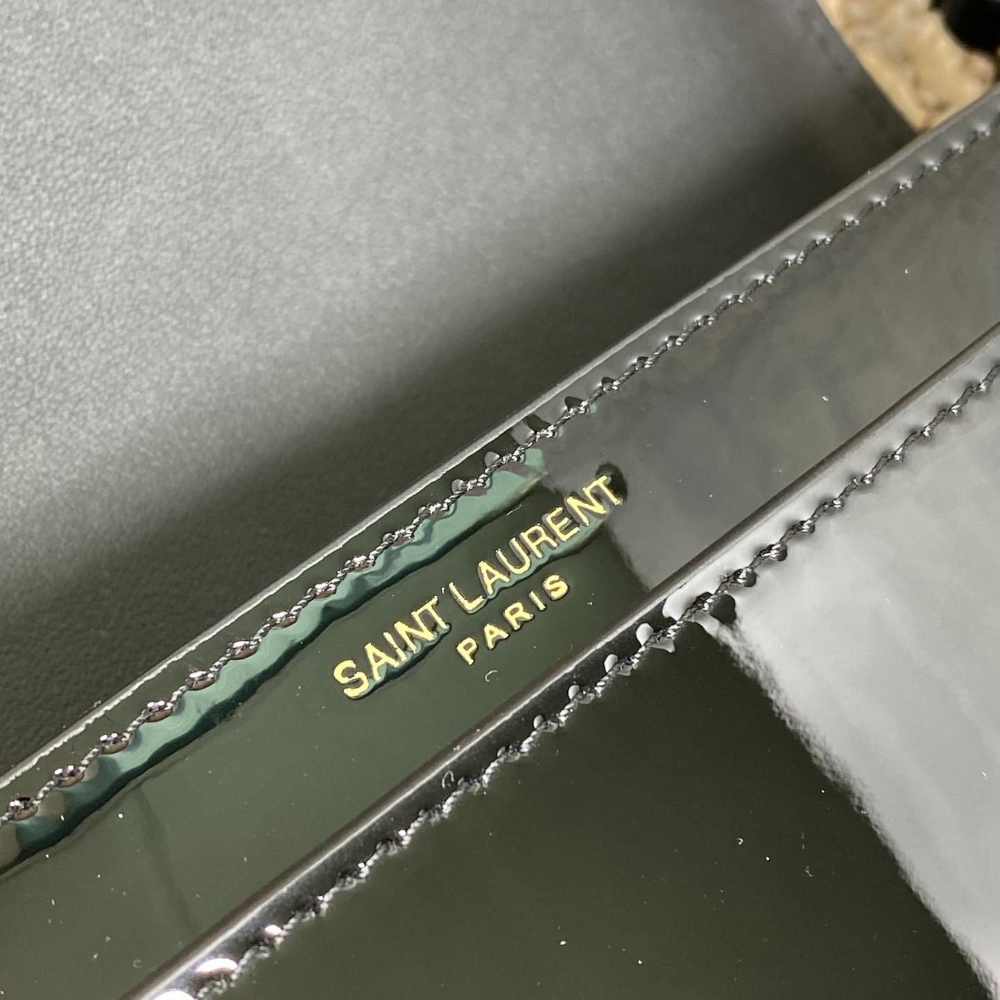Saint Laurent Mini Voltaire In Patent Leather - 