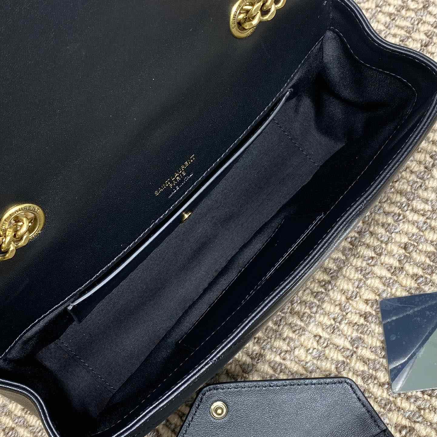 Saint Laurent Loulou Small In Matelasse Lambskin - 