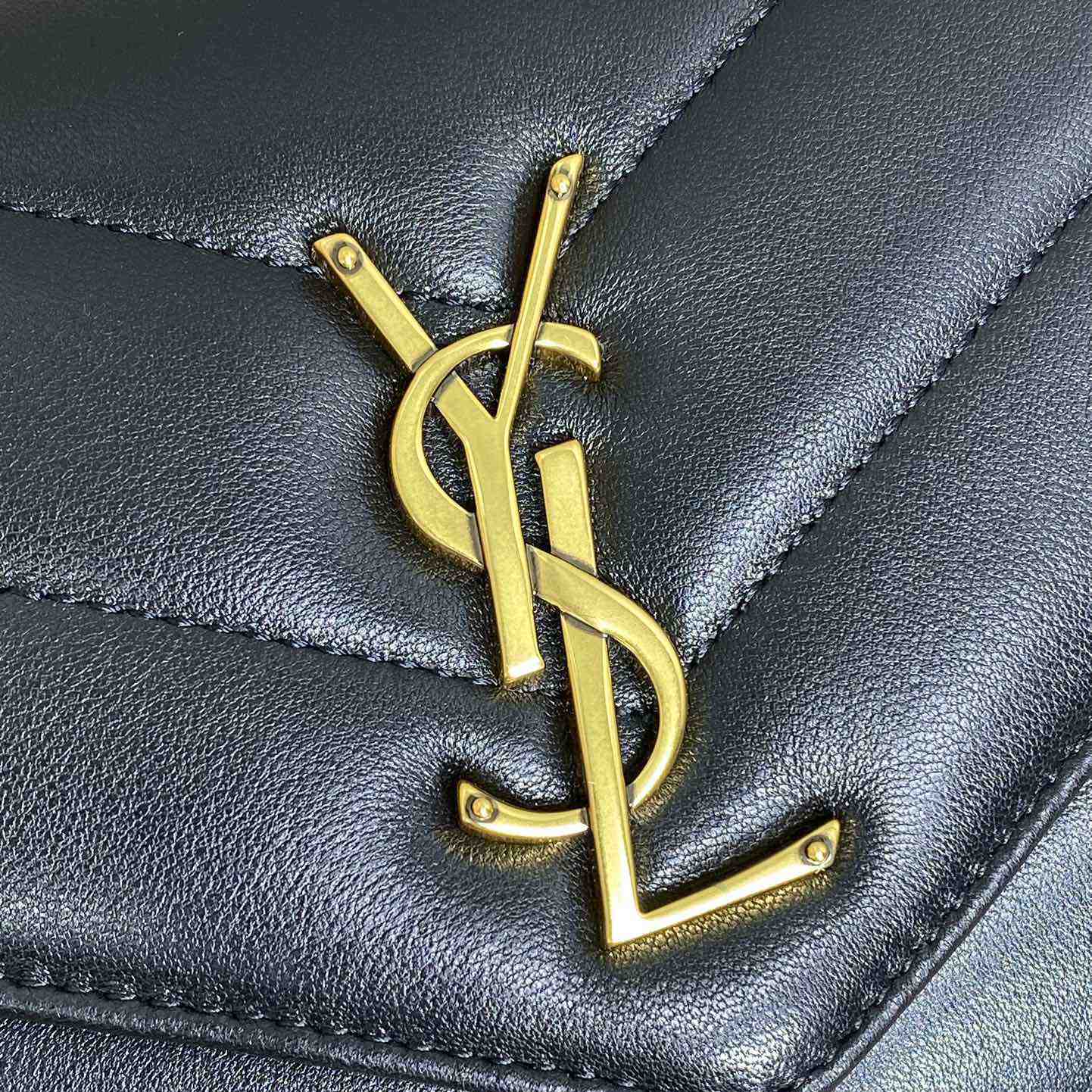 Saint Laurent Loulou Small In Matelasse Lambskin - 