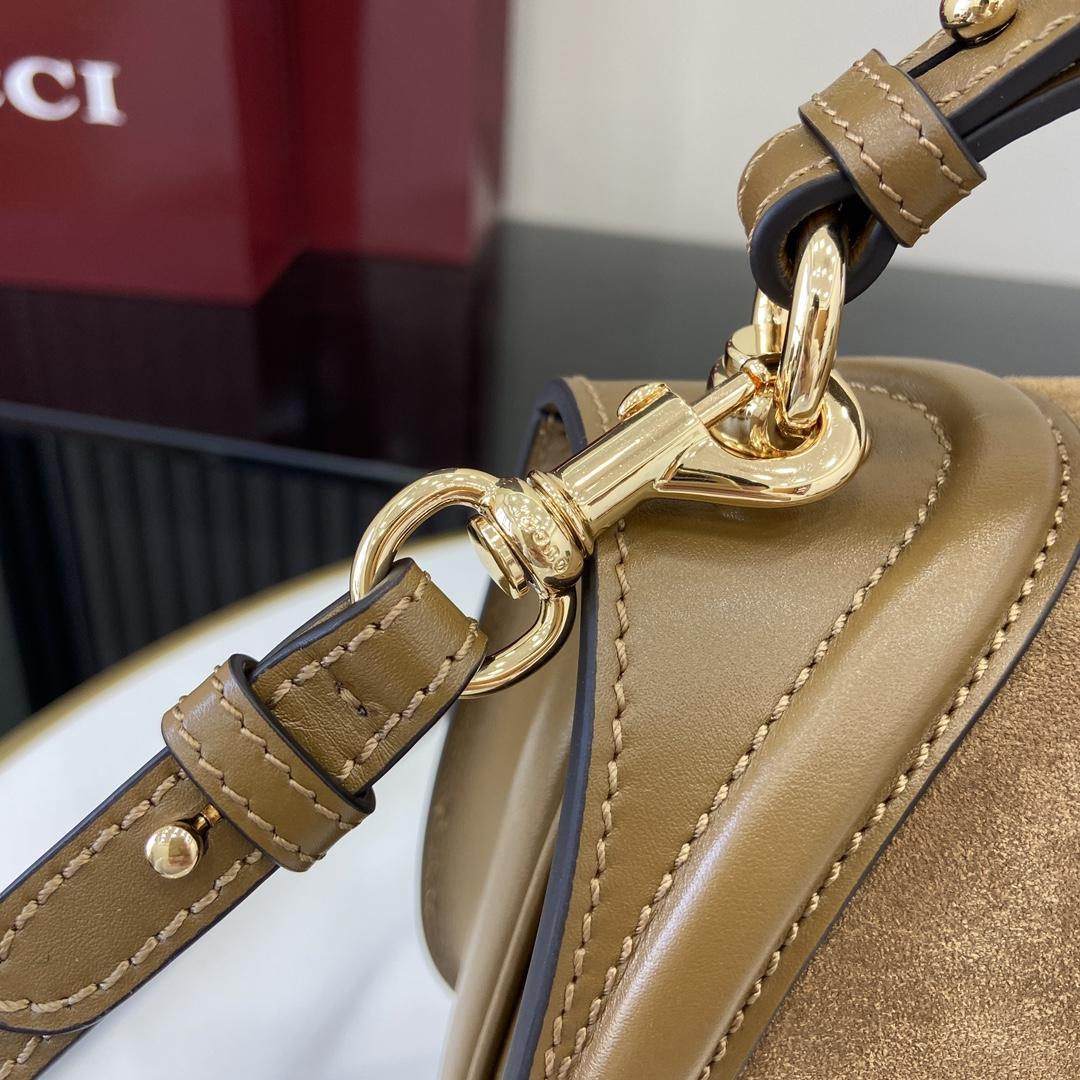 Gucci Blondie Medium Top Handle Bag - 