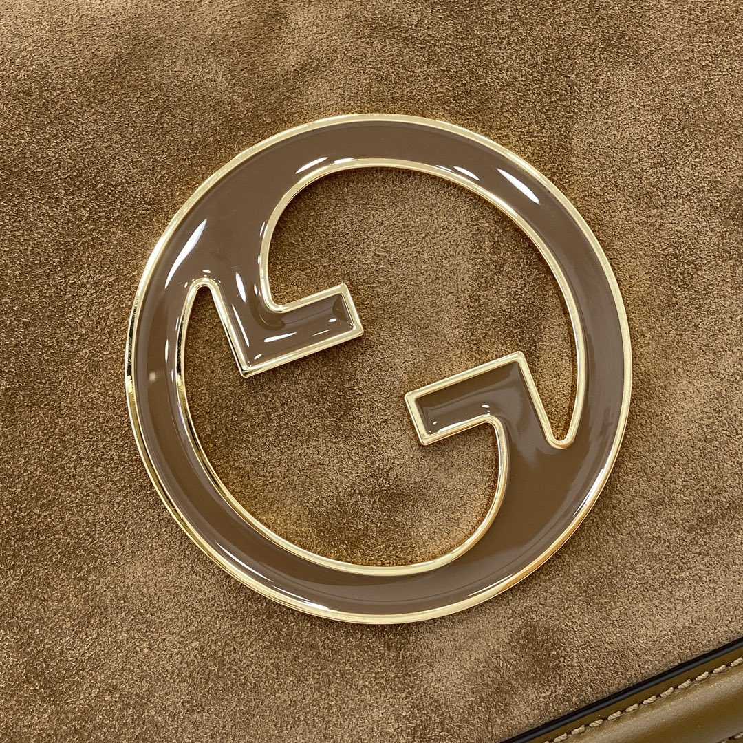 Gucci Blondie Medium Top Handle Bag - 