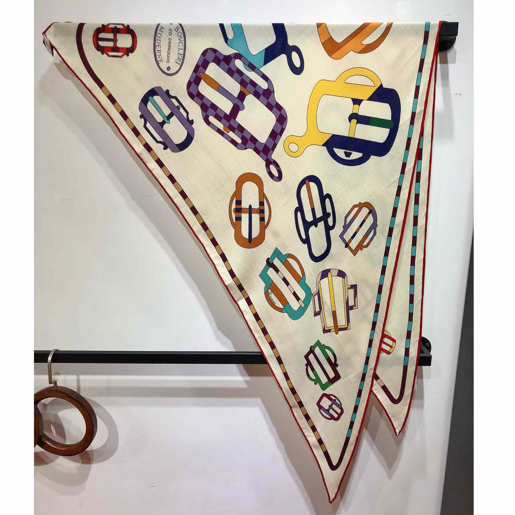 Hermes Bouclerie Moderne En Casaques Giant Triangle - 