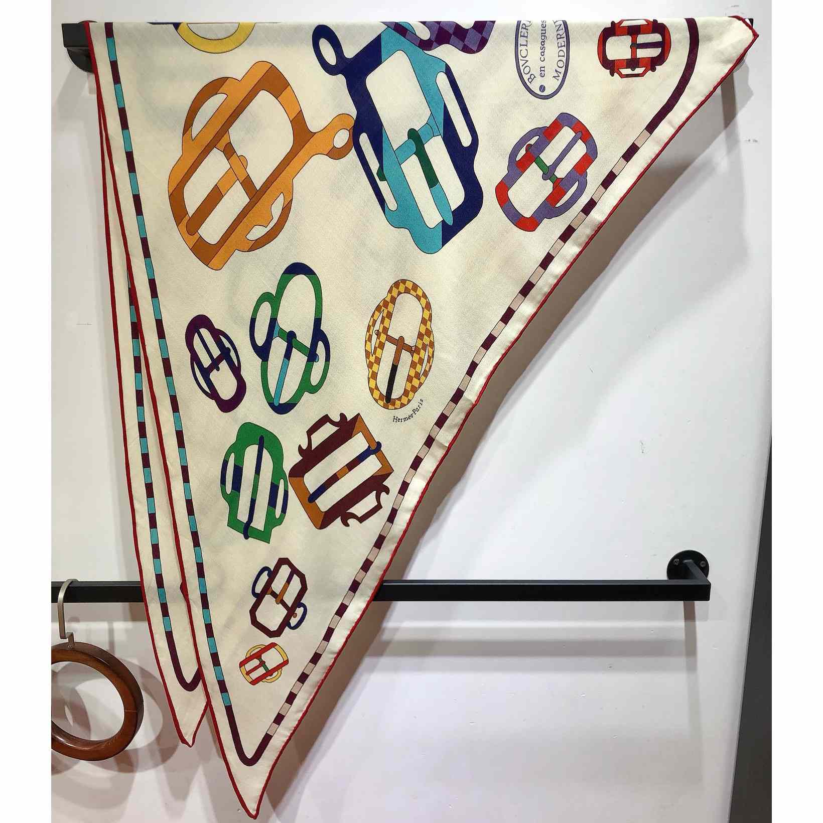 Hermes Bouclerie Moderne En Casaques Giant Triangle - 