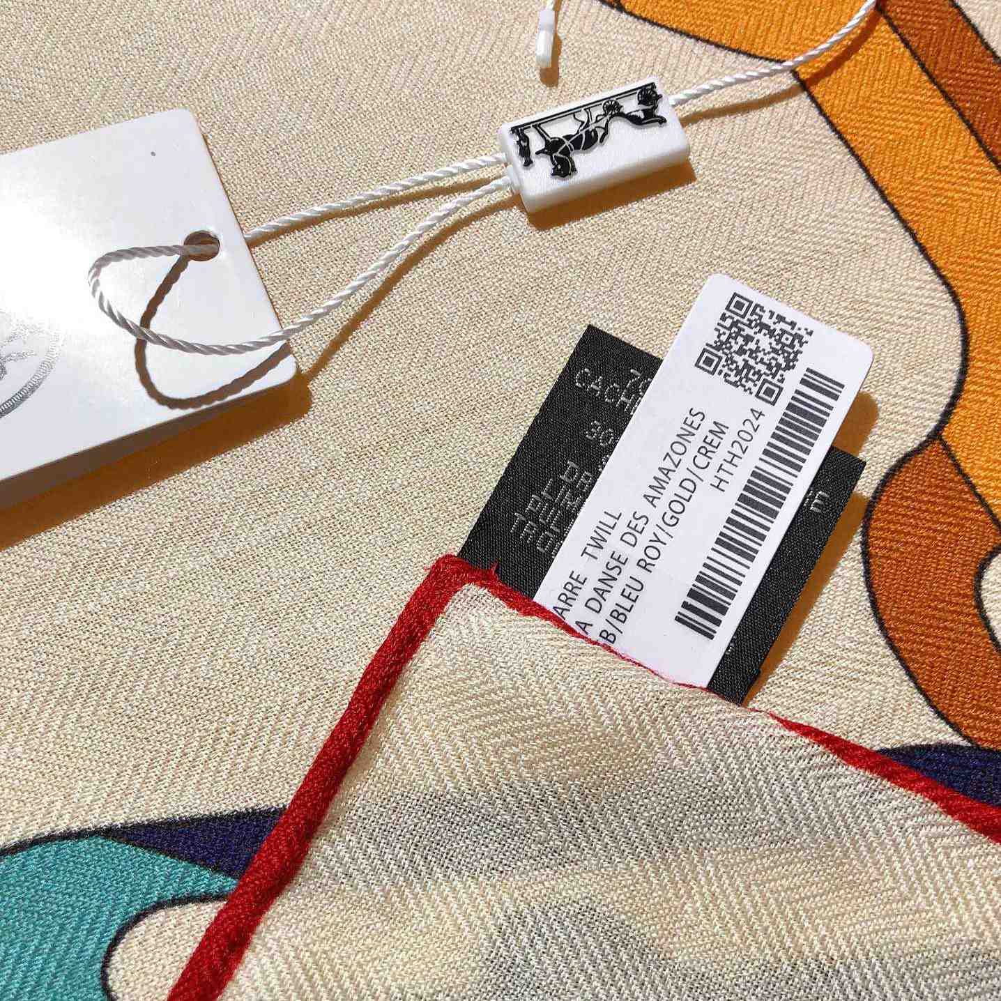 Hermes Bouclerie Moderne En Casaques Giant Triangle - 