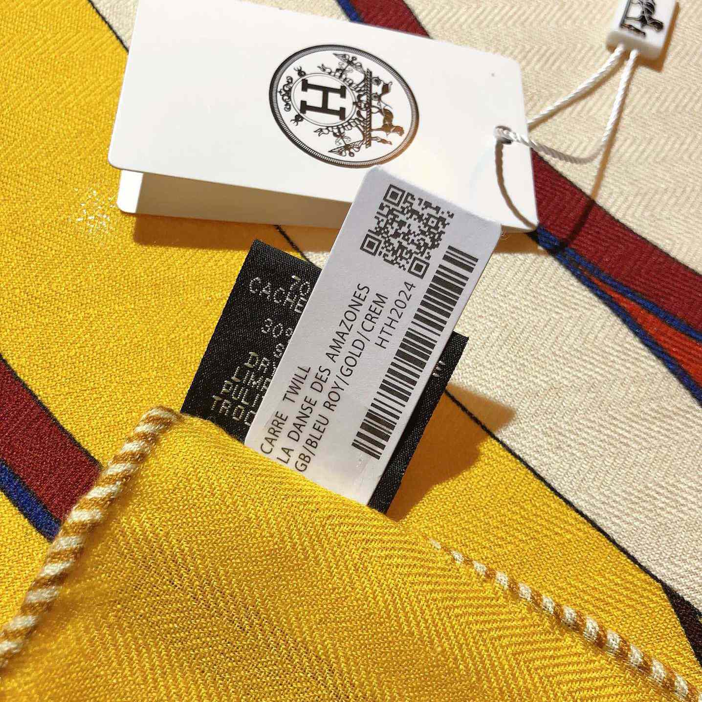 Hermes Giant Triangle - 