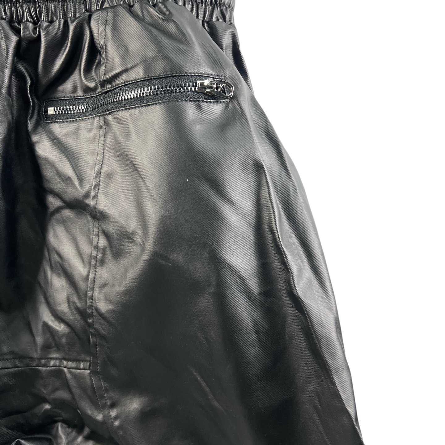 Vujade Brushed Wax Black Coating Corts Cargo Shorts - DesignerGu