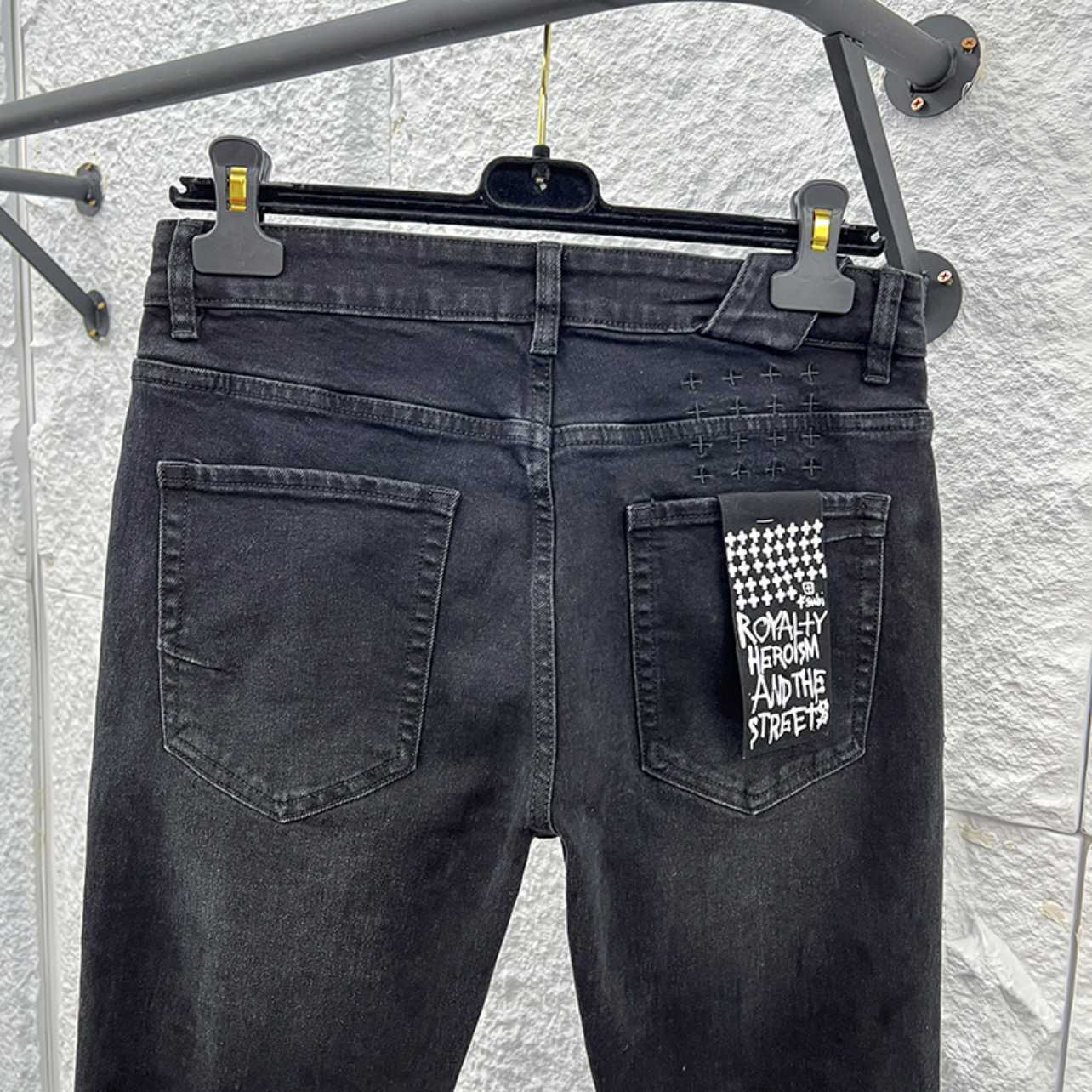 Ksubi Slim Fit Jeans        1008 - 