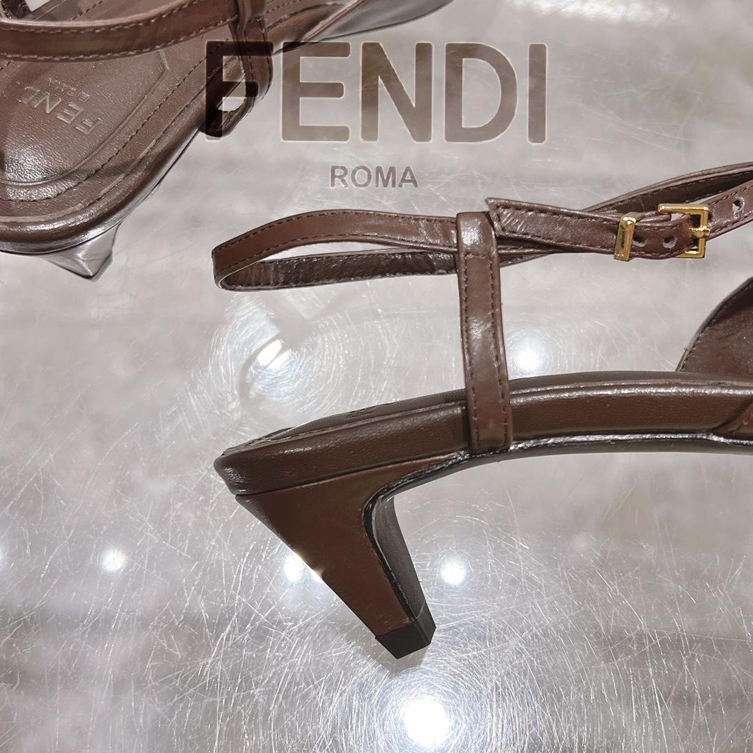 Fendi FFold Brown Eel Leather Low-heeled Slingbacks - 